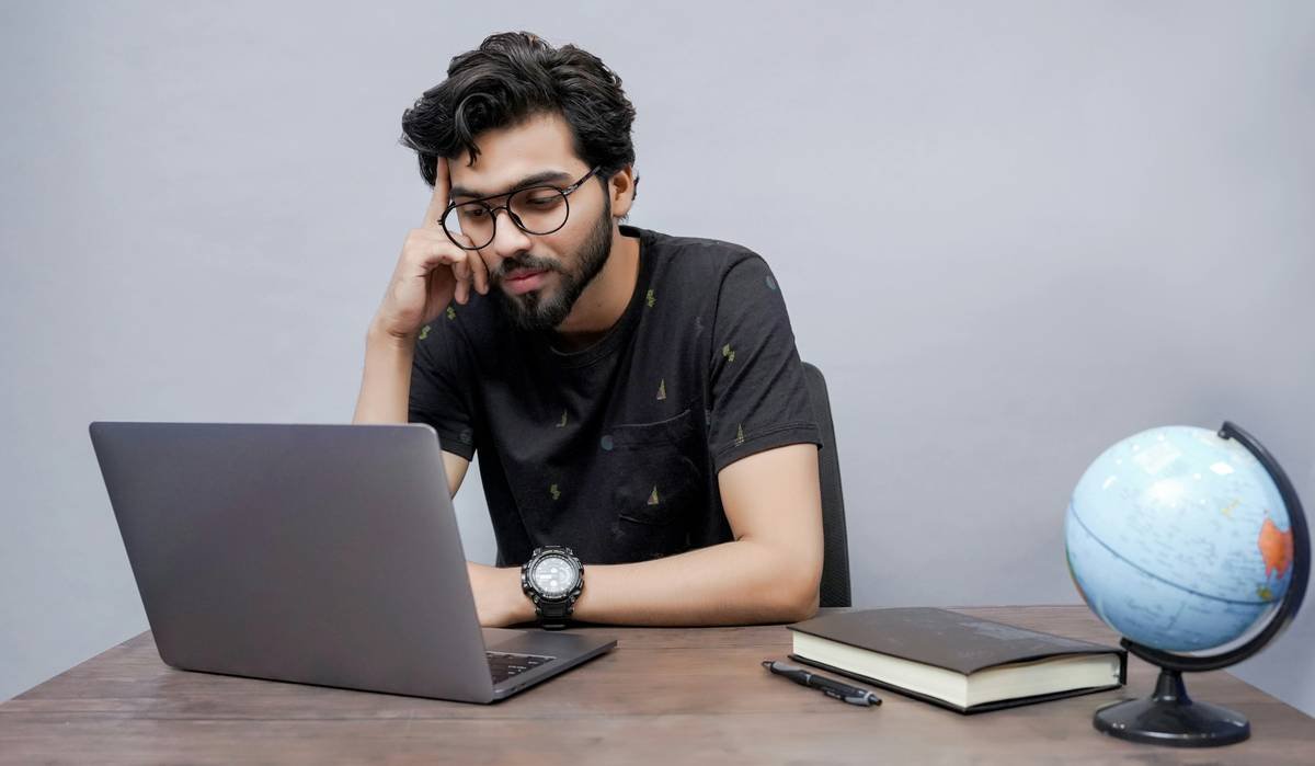Download Mega Bundle of 5,000+ awesome stock photos with commercial license With 16 categories | Perfect for websites, ads and marketing campaigns in South Asian countries. Get access at 50% discount on https://fotos.pk/