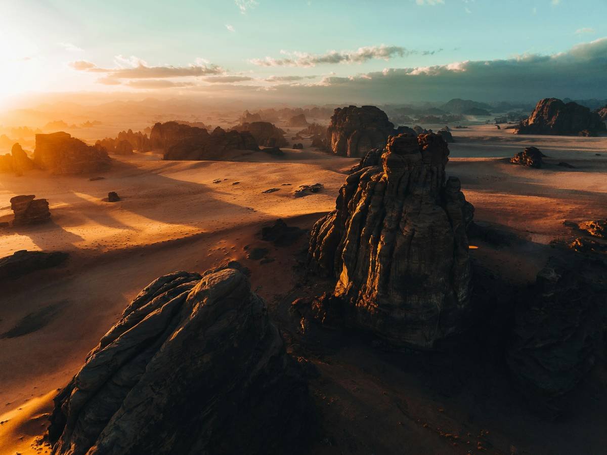 Sandstone plateau, Hisma Desert – NEOM, Saudi Arabia | The NEOM Nature Reserve region is being designed to deliver protection and restoration of biodiversity across 95% of NEOM.