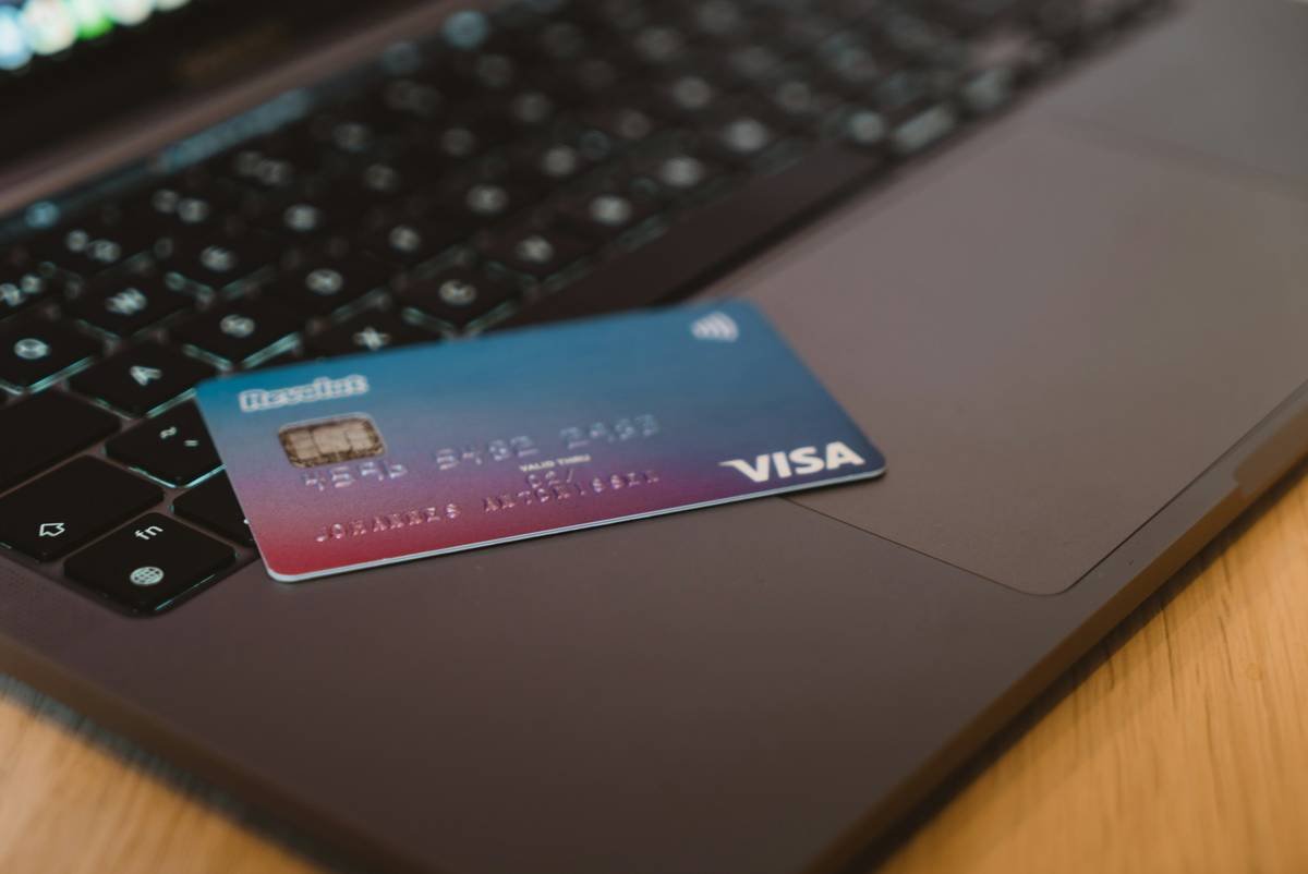 Credit Card Travel Insurance Emergency Accommodation Help: Your Hidden Lifeline Abroad